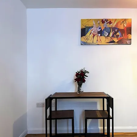 Grand Suites Near Heathrow